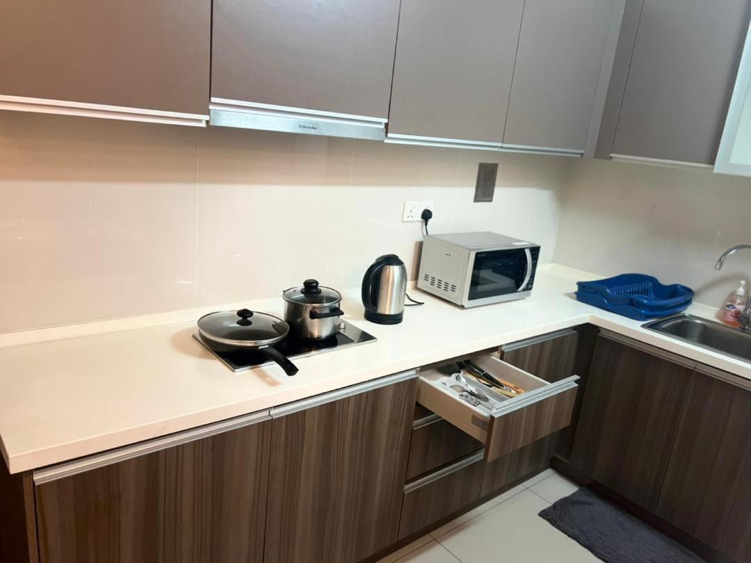 קואלה לומפור Regalia Modern Studio מראה חיצוני תמונה